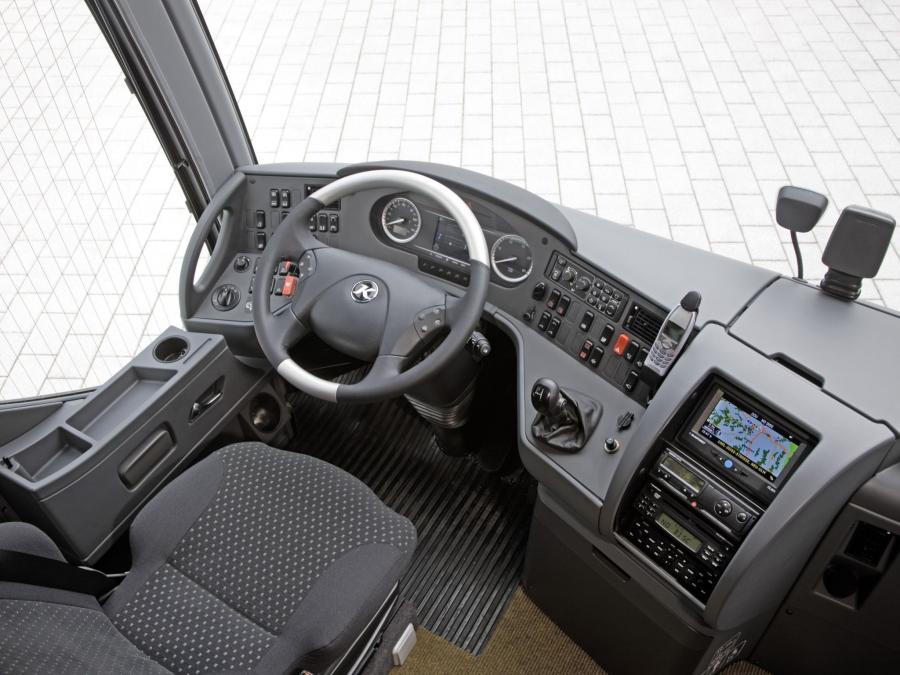  Setra S 415 HD 2002 года  (фото 13 из 14)